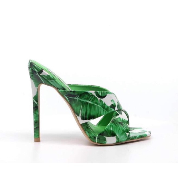 SOLD OUT - Picture 2 of 3